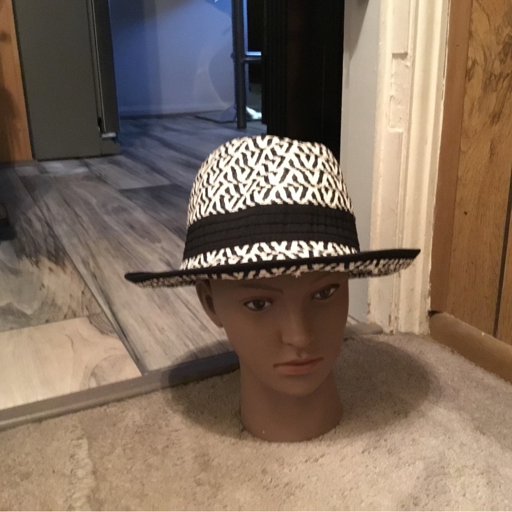 Black/White Fedora